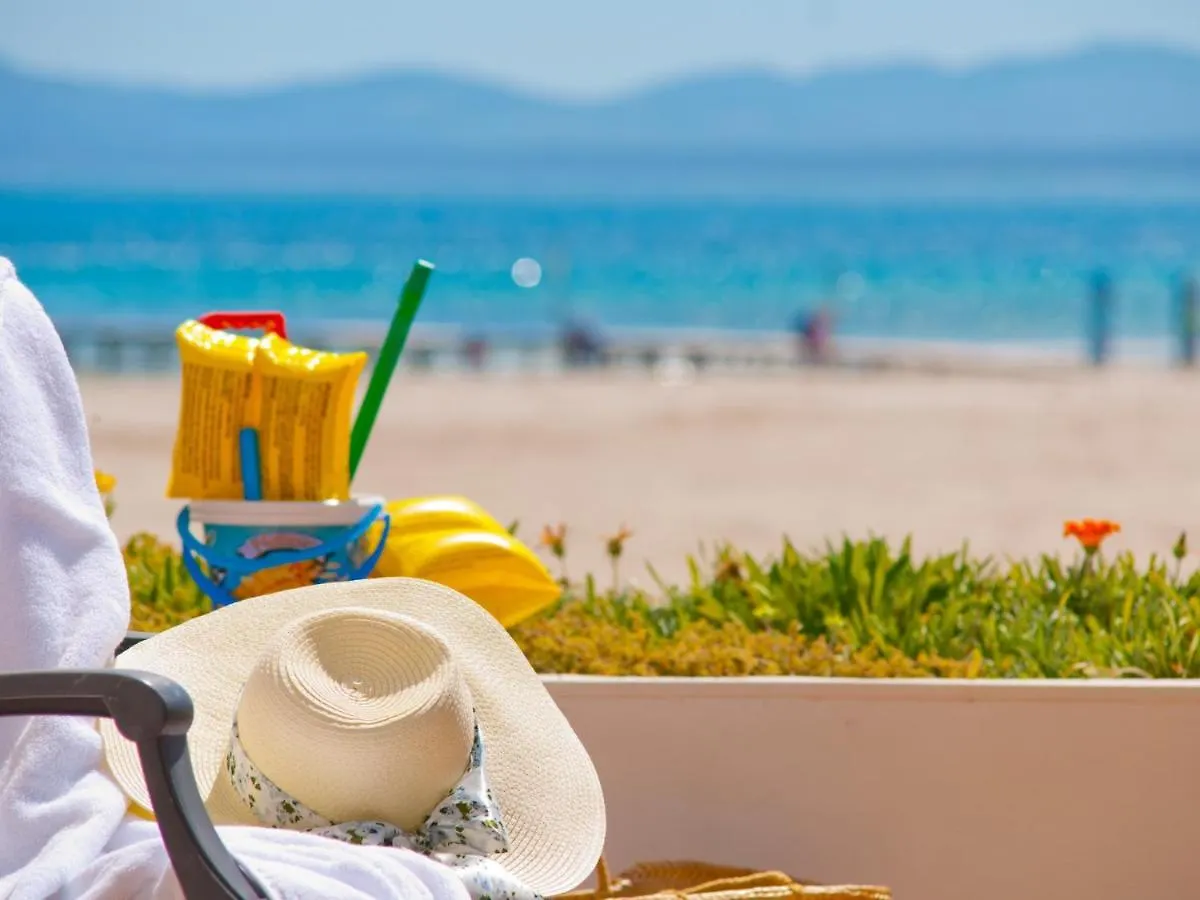 Apartment Oiza Lux At Alcudia Beach 阿尔库迪亚港