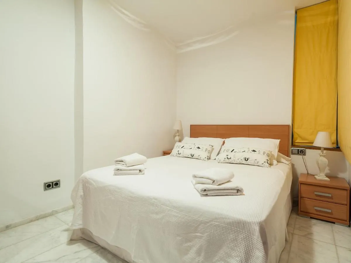 Apartment Oiza Lux At Alcudia Beach 阿尔库迪亚港