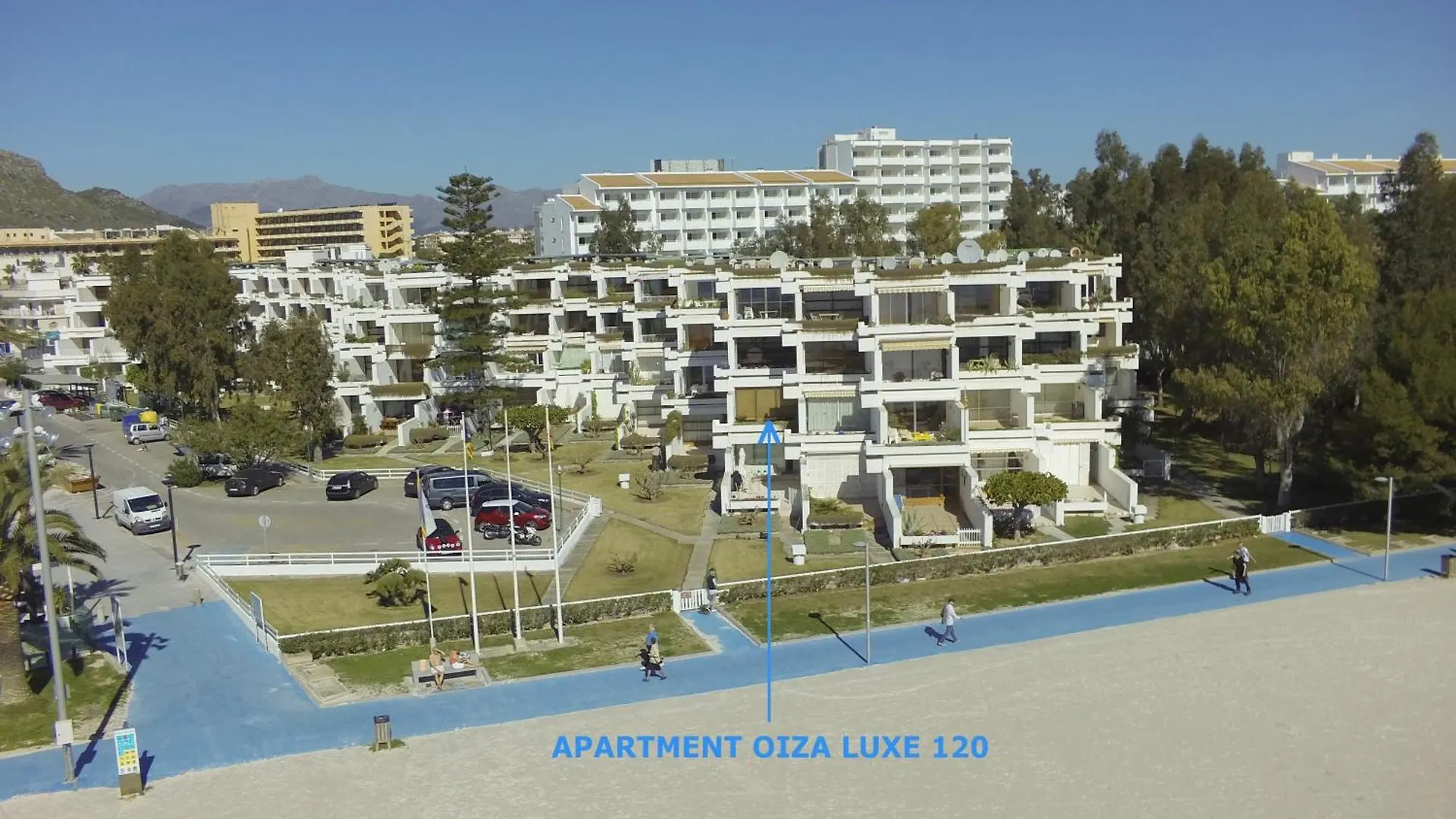 Apartment Oiza Lux At Alcudia Beach 阿尔库迪亚港